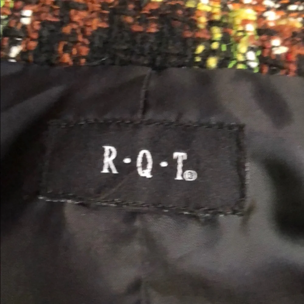 Fall winter jacket - Picture 3 of 3